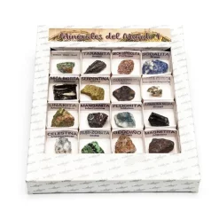 Kunugi Caja de minerales del mundo número 4