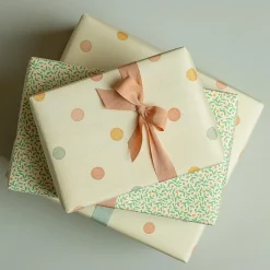 Maileg Papel de regalo puntos de colores 10 metros x 55cm.